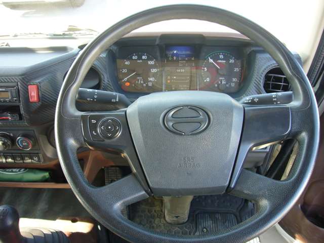 Hino Ranger 12