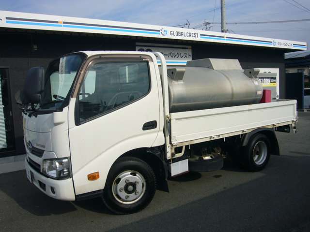 Hino Dutro 2