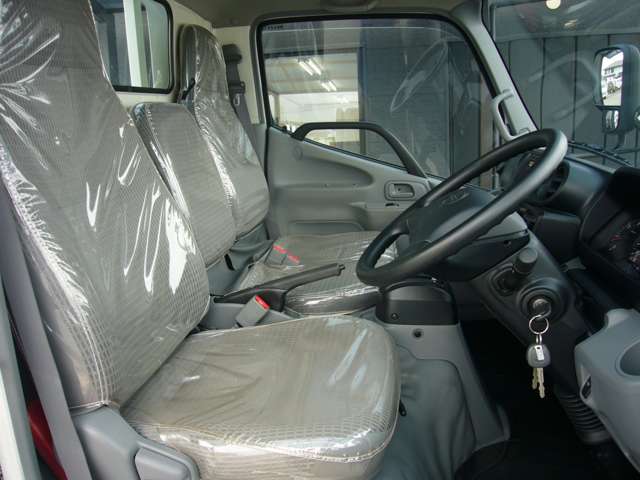 Hino Dutro 12