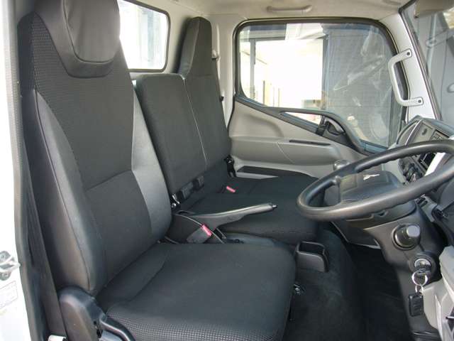 Mitsubishi Fuso Canter 12