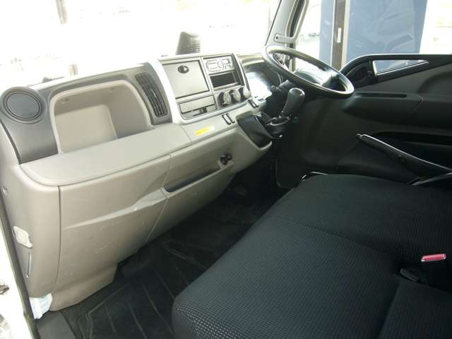 Mitsubishi Fuso Canter 3