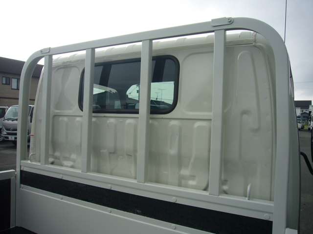 Hino Dutro 10