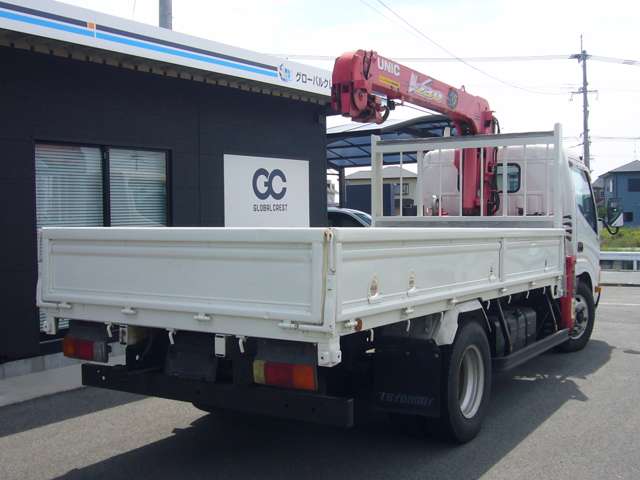 Hino Dutro 7