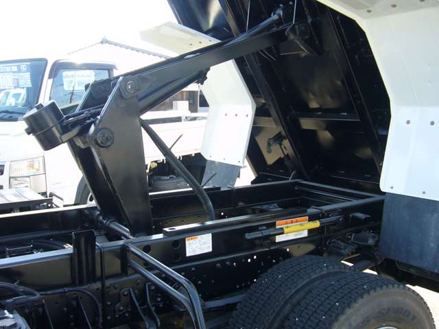 Mitsubishi Fuso Fighter 11
