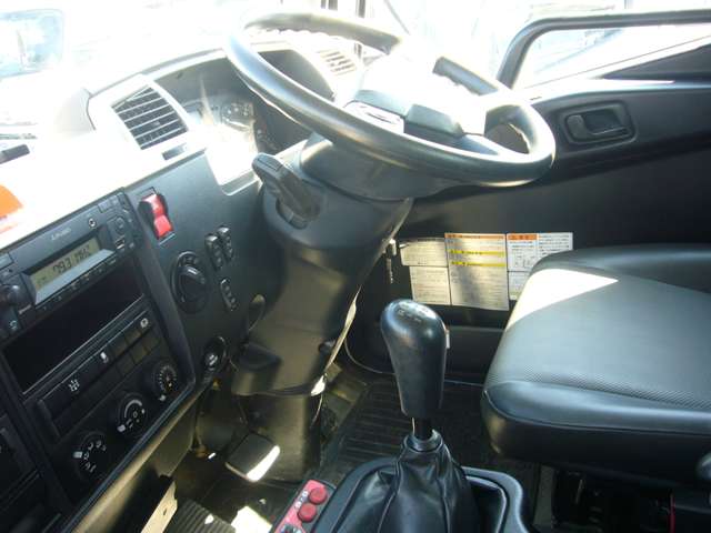 Mitsubishi Fuso Fighter 5