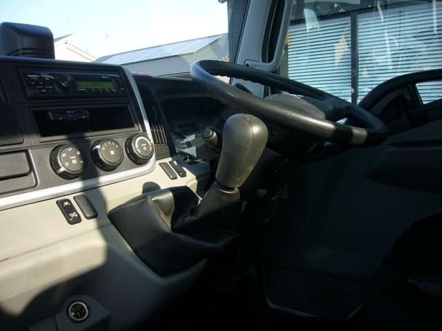 Mitsubishi Fuso Canter 5