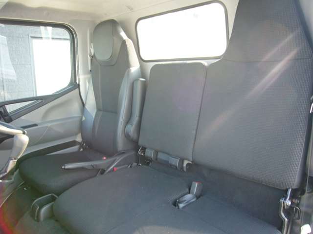 Mitsubishi Fuso Canter 6