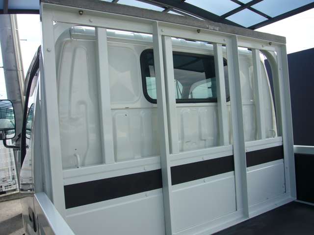 Hino Dutro 7
