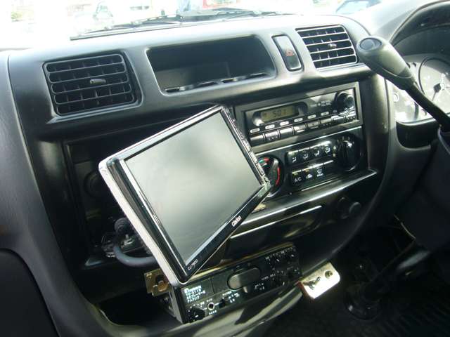 Mazda Bongo Truck 4