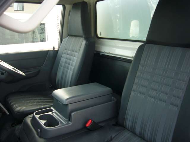 Mazda Bongo Truck 5