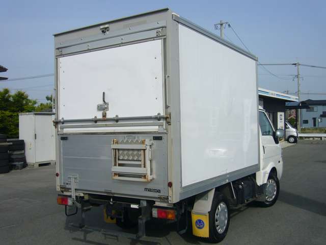 Mazda Bongo Truck 6