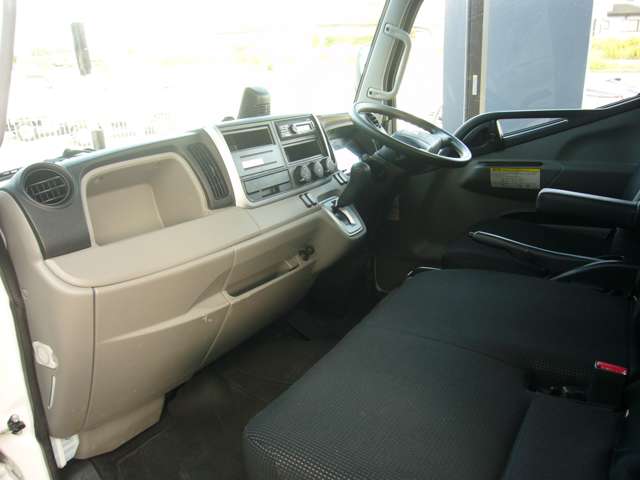 Mitsubishi Fuso Canter 3
