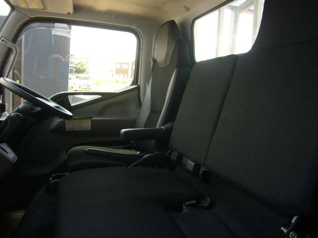 Mitsubishi Fuso Canter 6