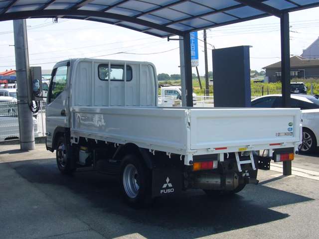 Mitsubishi Fuso Canter 8
