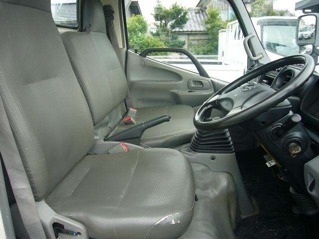 Hino Dutro 2