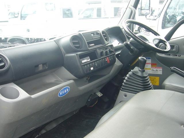 Hino Dutro 6