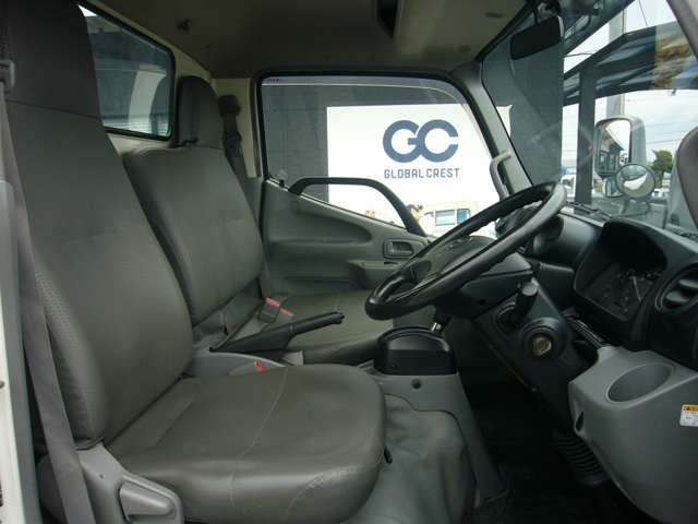 Hino Dutro 8