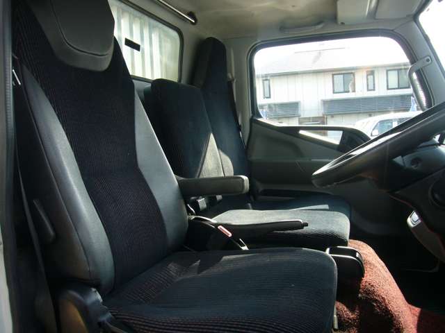 Mitsubishi Fuso Canter 6
