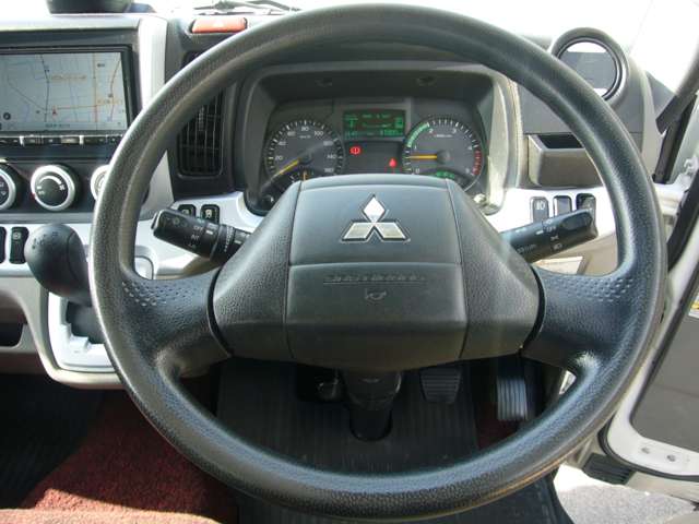 Mitsubishi Fuso Canter 8