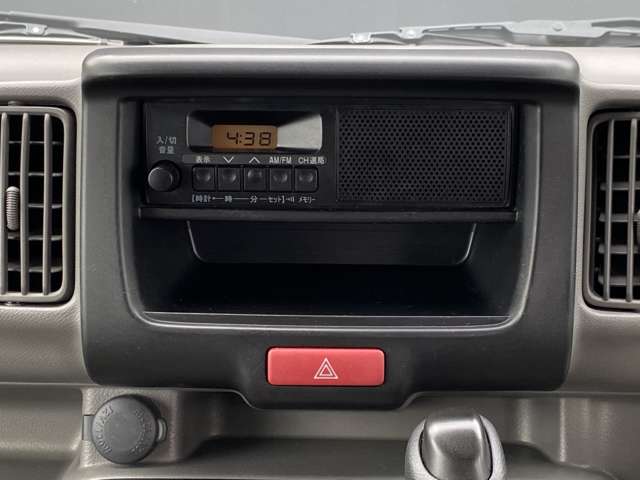 Nissan NV100 Clipper 8