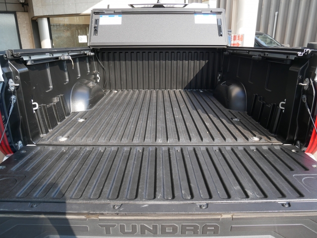 Toyota Tundra 12