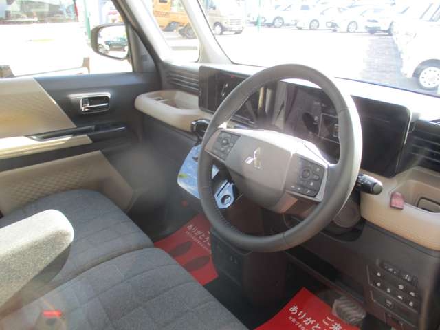 Mitsubishi Delica Mini 8