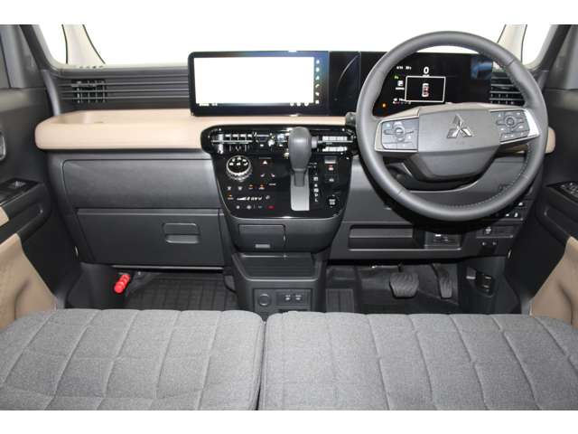 Mitsubishi Delica Mini 3