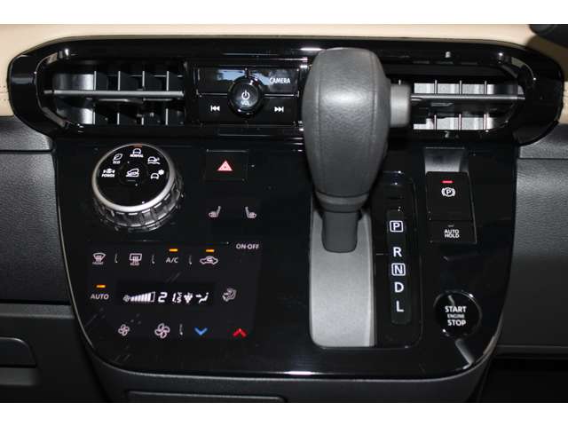 Mitsubishi Delica Mini 10