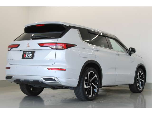 Mitsubishi Outlander 2