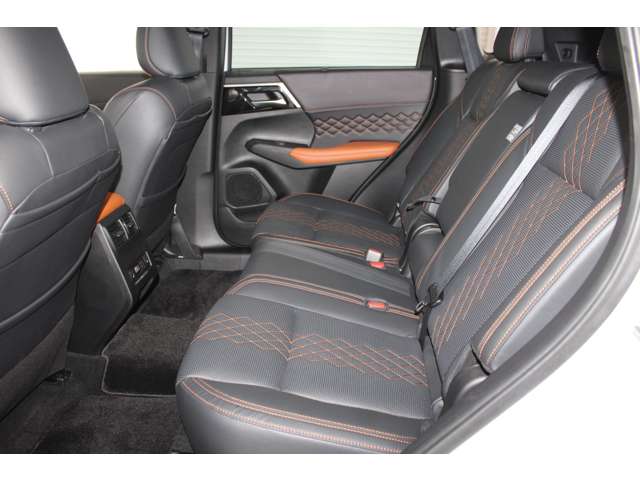 Mitsubishi Outlander 5
