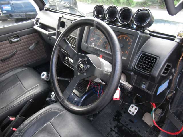 Suzuki Jimny 11