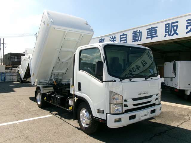 Isuzu Elf 2