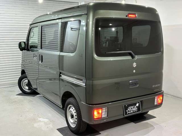 Suzuki Every 5