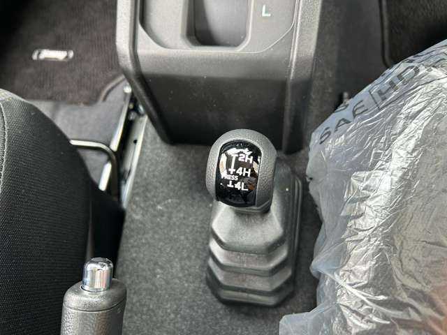 Suzuki Jimny 12