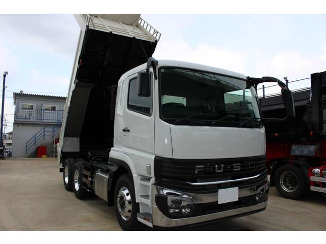 Mitsubishi Fuso Super Great 12