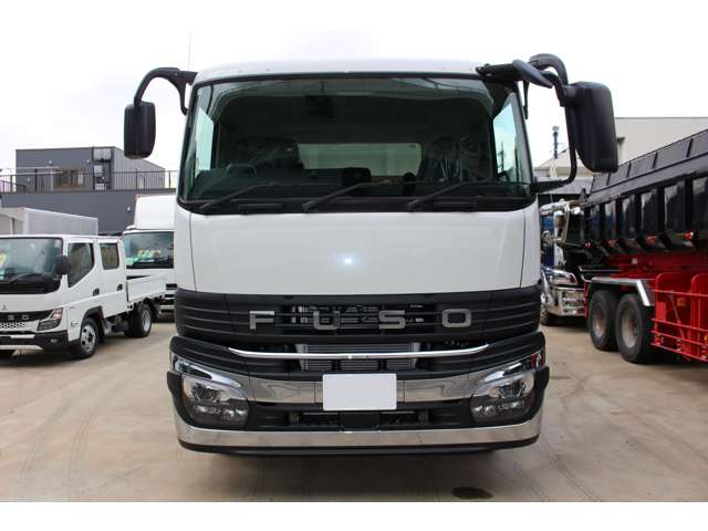 Mitsubishi Fuso Super Great 2
