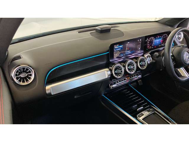 Mercedes-Benz GLB 9