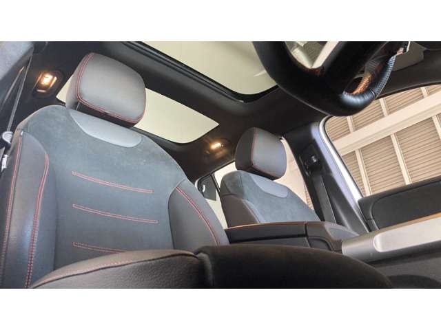 Mercedes-Benz GLB 10