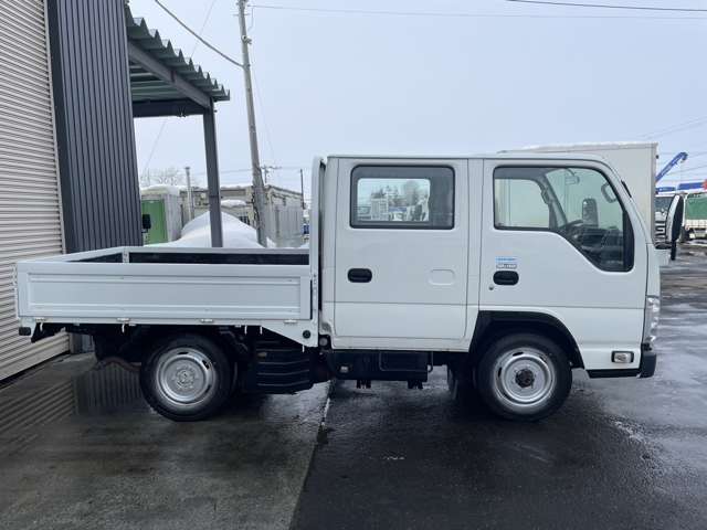 Isuzu Elf 4