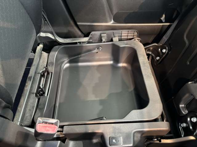 Suzuki XBEE 10