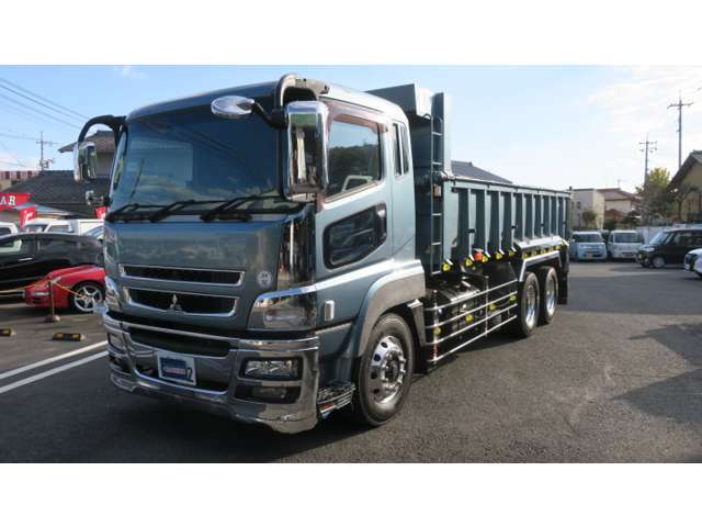 Mitsubishi Fuso Super Great 4