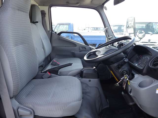 Hino Dutro 10