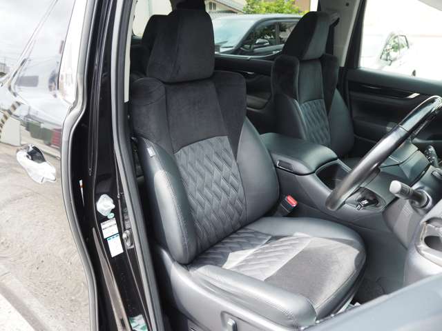 Toyota Vellfire 8