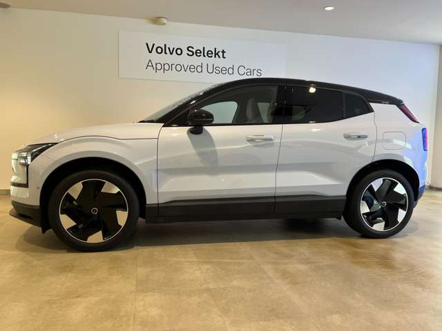 Volvo EX30 7