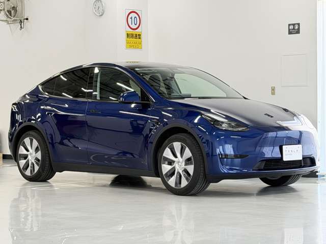 Tesla Model Y 11