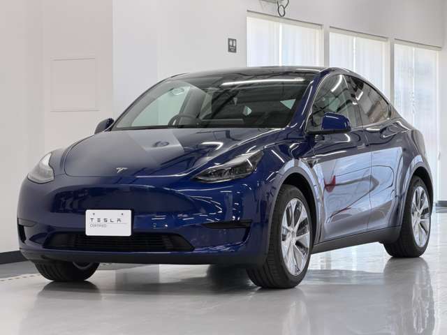 Tesla Model Y 6