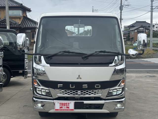 Mitsubishi Fuso Canter 8