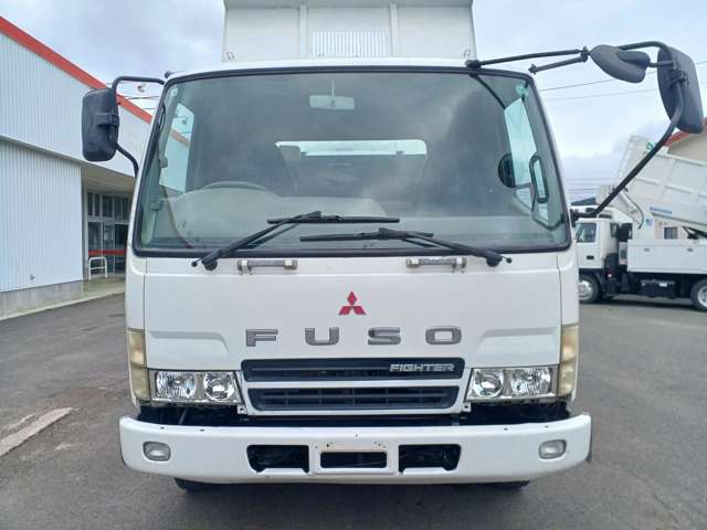 Mitsubishi Fuso Fighter 2