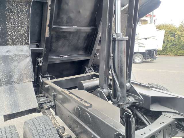 Mitsubishi Fuso Fighter 6