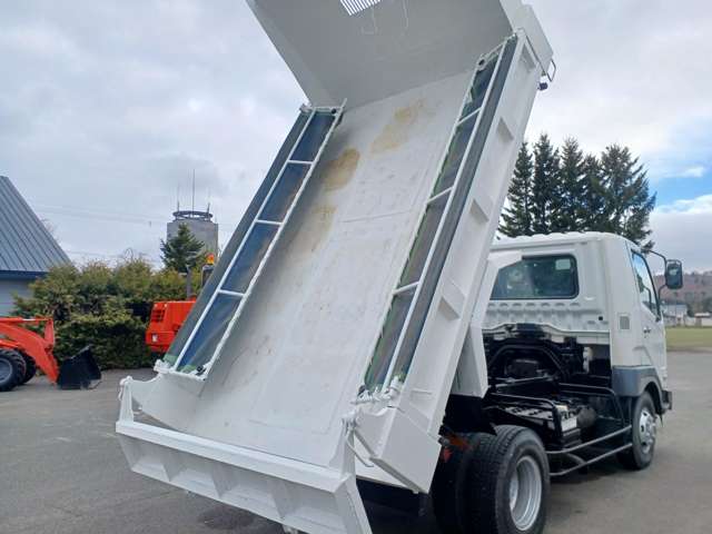 Mitsubishi Fuso Fighter 8